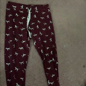 Woman’s maroon jogger leggings
